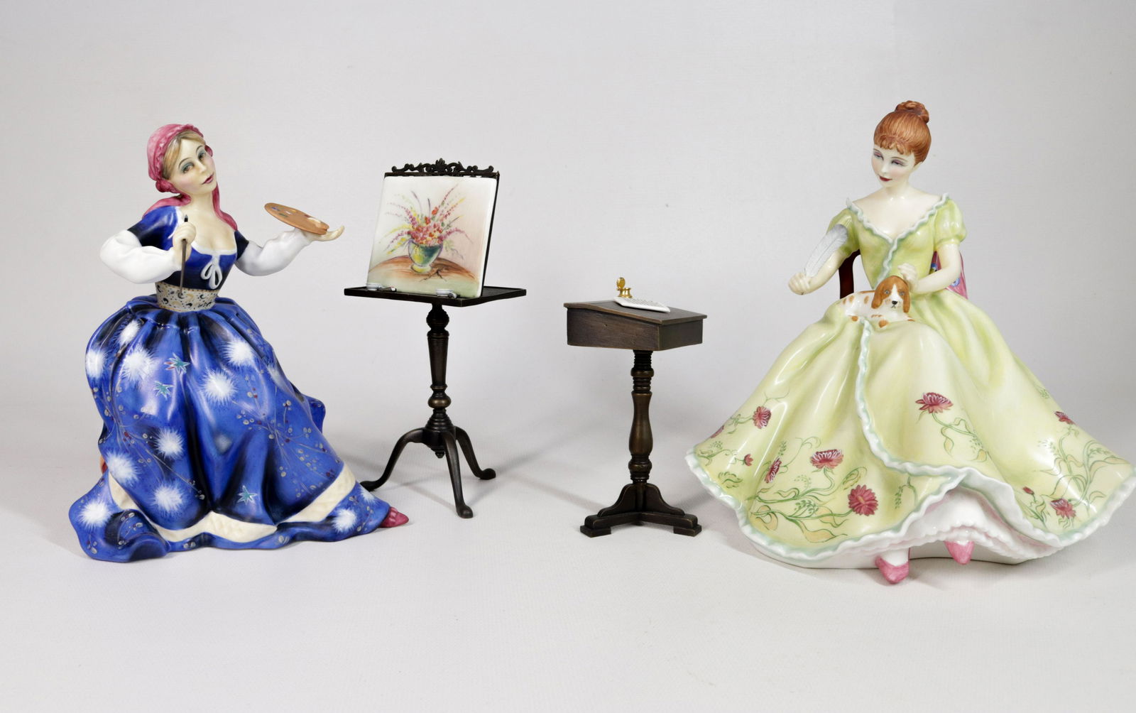 PAIR OF ROYAL DOULTON PORCELAIN FIGURES (1 of 4)