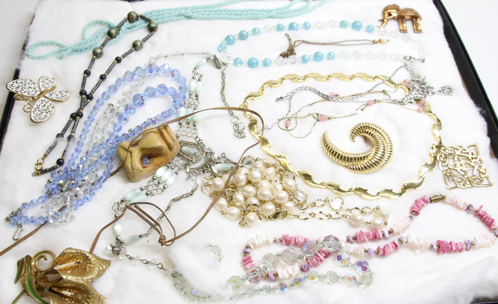 GROUP LOT OF COSTUME JEWELRY: CZECH BEADED NECKLACES, DECO ELEPHANT PIN, AND MORE