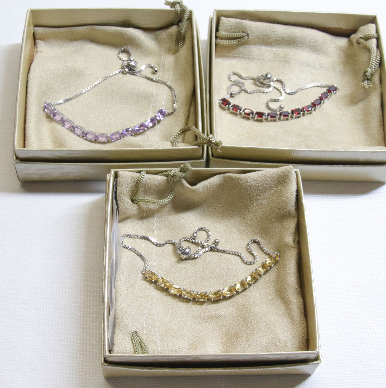 GROUP LOT OF CONTEMPORARY JEWELRY (1 of 2)