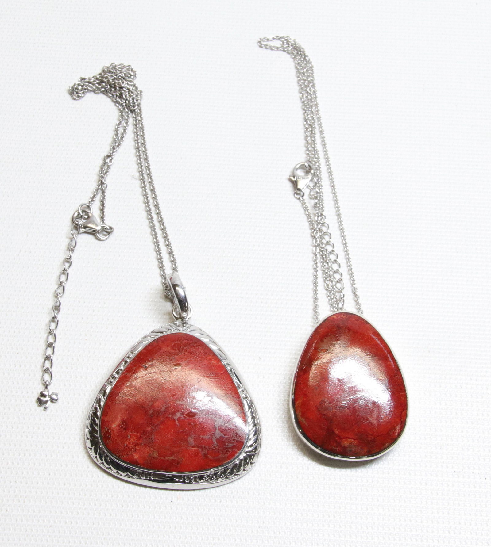 GROUP LOT OF CONTEMPORARY JEWELRY (1 of 3)