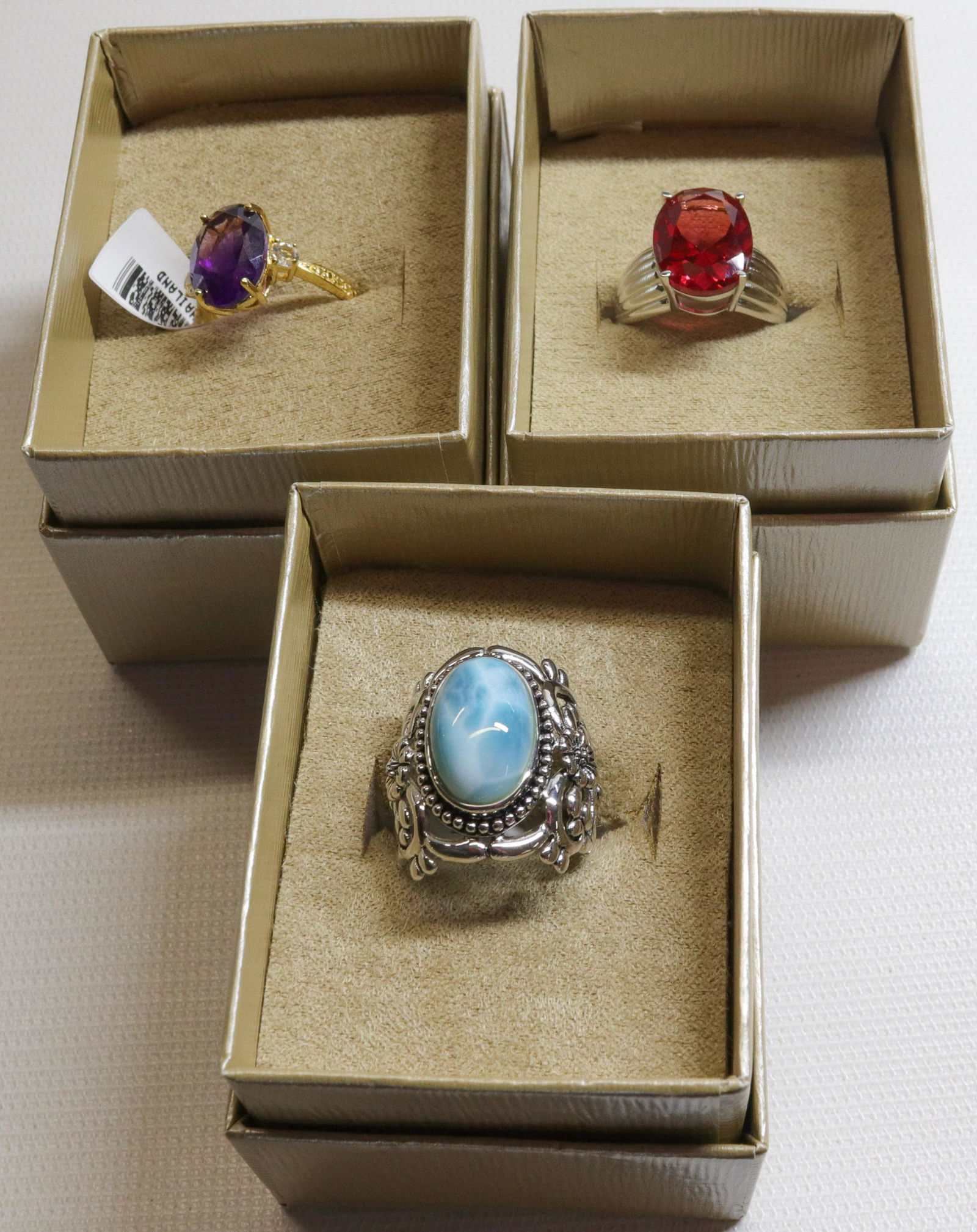 GROUP LOT OF CONTEMPORARY JEWELRY (1 of 2)