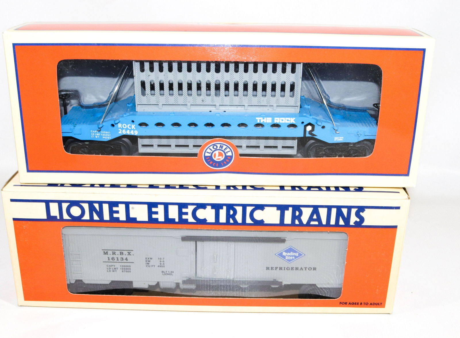 LIONEL TRAIN CAR LOT (1 of 2)
