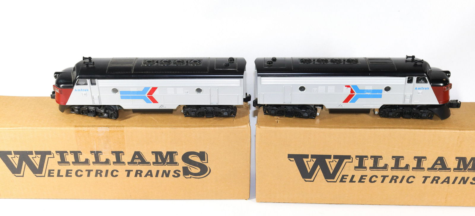 WILLIAMS TRAIN CAR LOT (1 of 2)