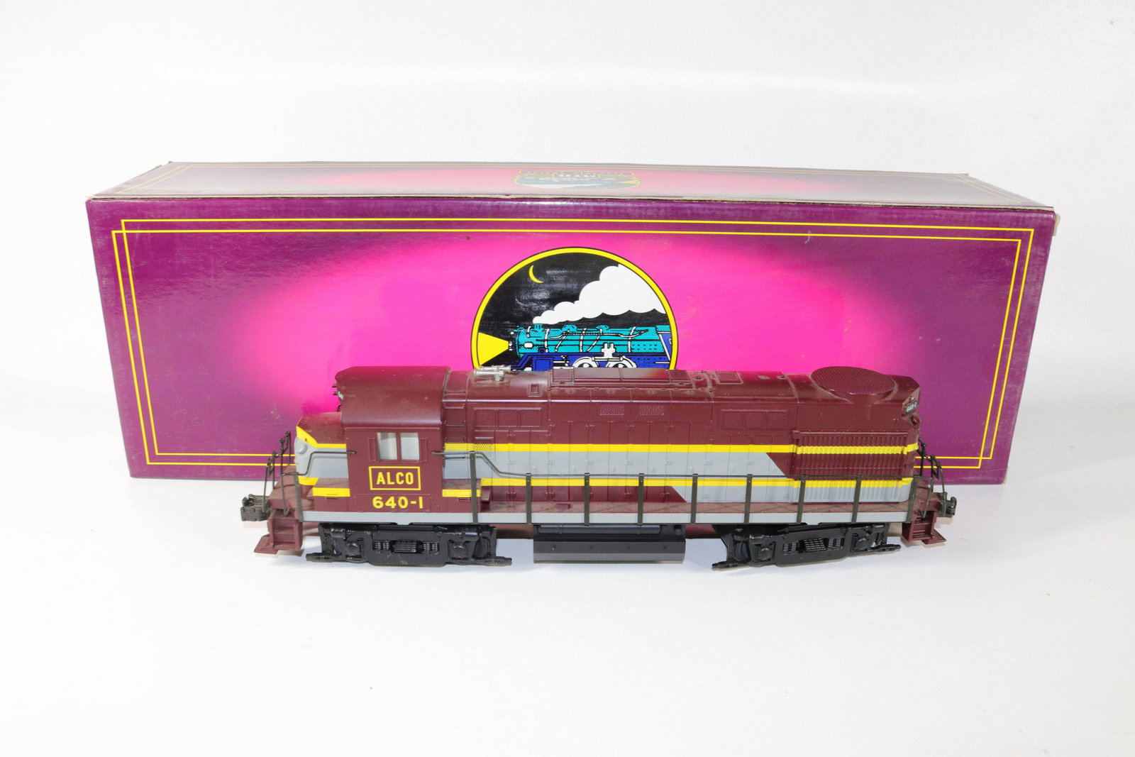 MTH TRAIN CAR (1 of 2)