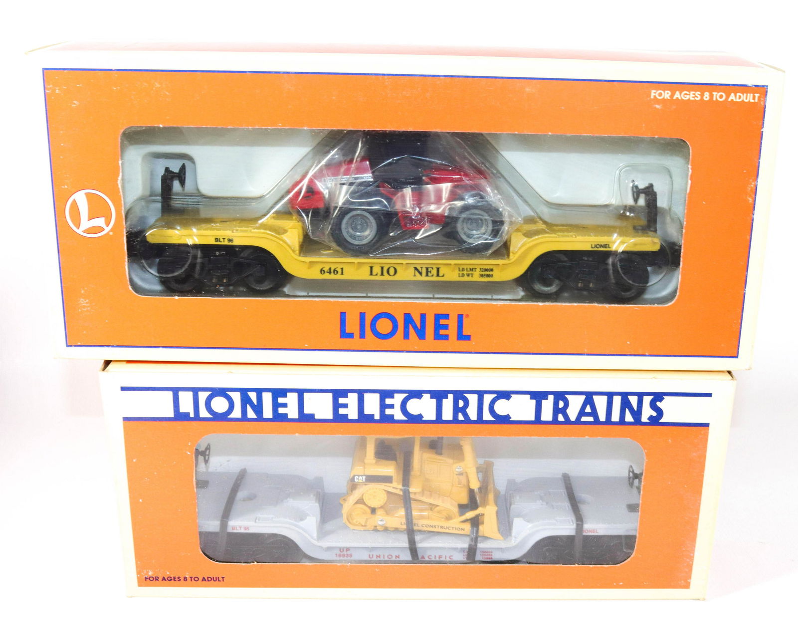 LIONEL TRAIN CAR LOT (1 of 2)