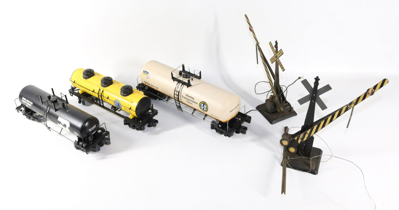 TRAIN CAR BOX LOT (1 of 1)