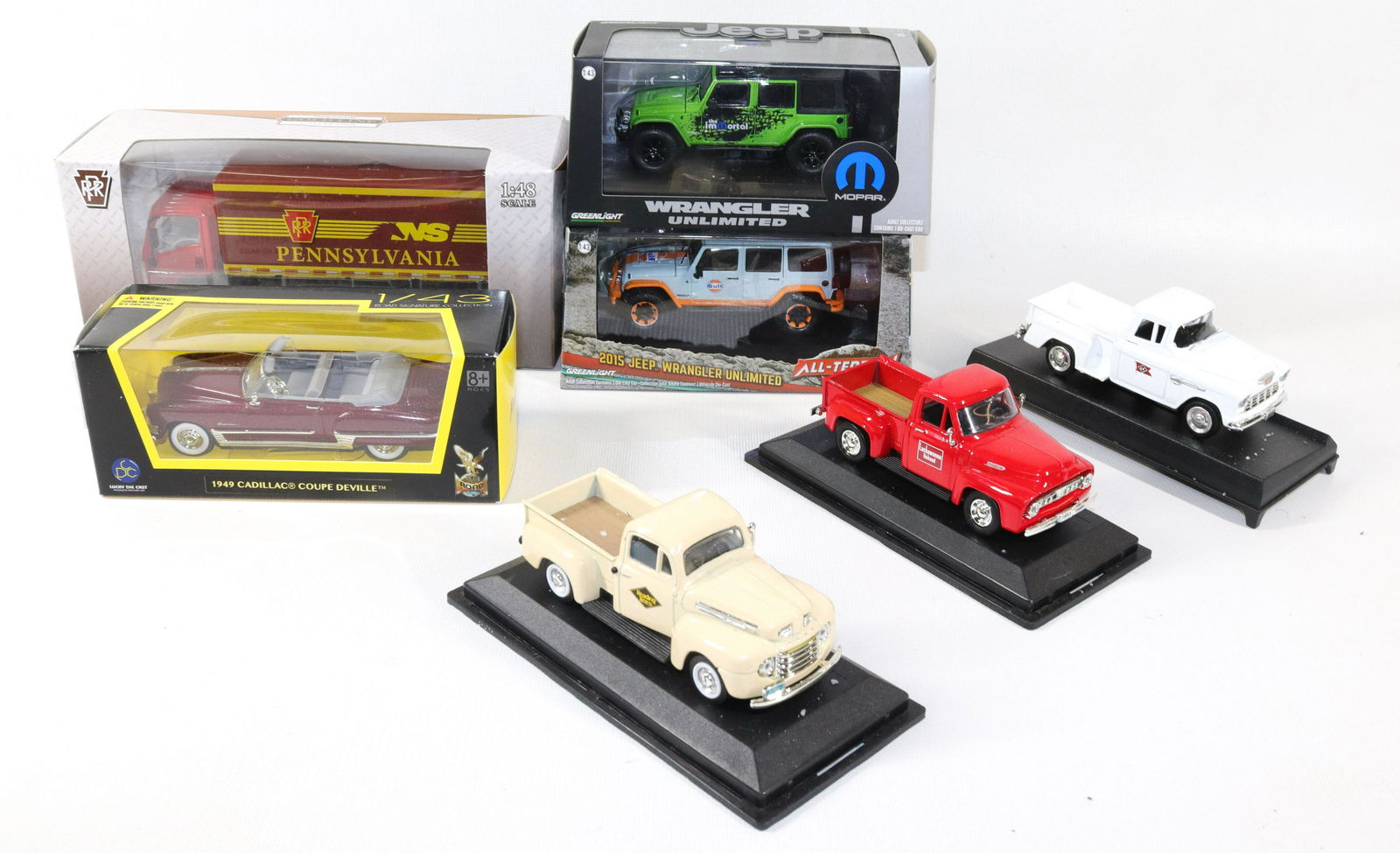 DIECAST CAR BOX LOT (1 of 1)