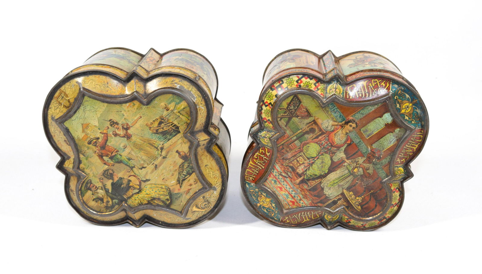 PR. OF HUNTLEY & PALMERS BISCUIT TINS (1 of 5)