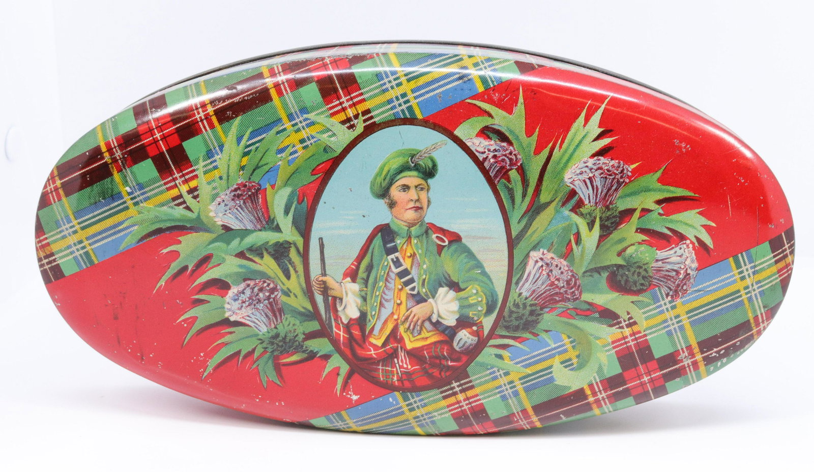 HUNTLEY AND PALMERS BISCUIT TIN: KNIGHT OF THE THISTLE" - CIRCA 1930 1" X 9 3/4