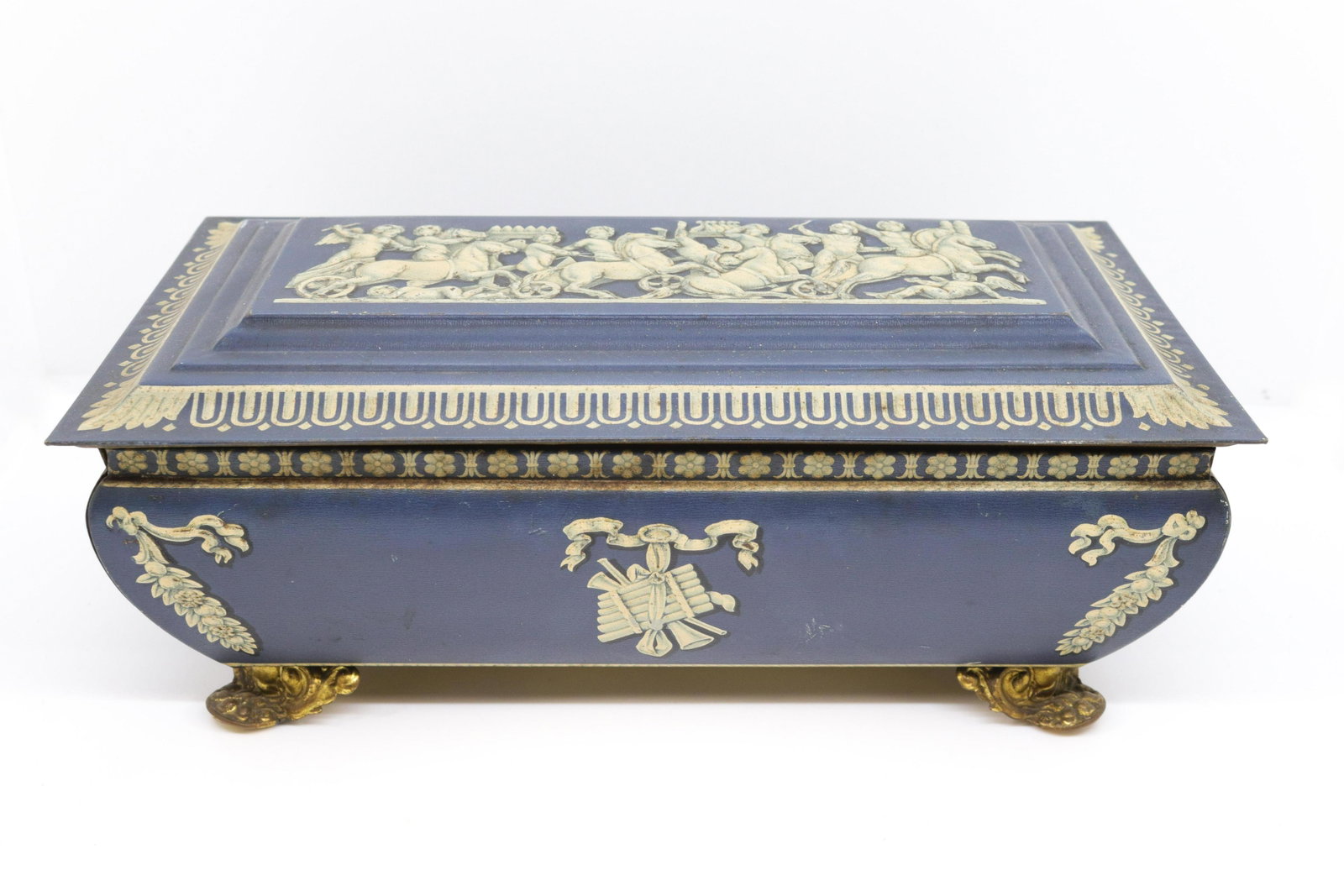 WILLIAM CRAWFORD AND SONS BISCUIT TIN: WEDGWOOD CASKET" - CIRCA 1910 4" X 9 3/8