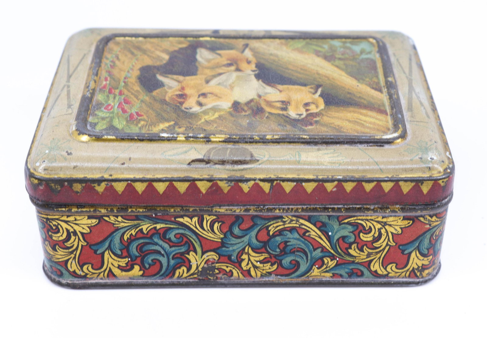 ENGLISH BISCUIT TIN (1 of 2)