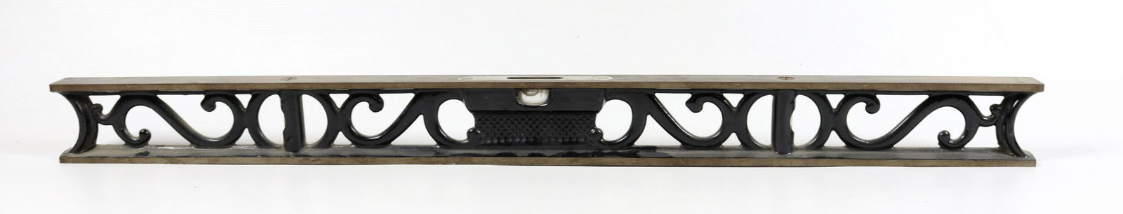 CAST IRON L.S. STARRETT LEVEL: CAST IRON AND STEEL. MRKD. ATHOL, MASS 24" L
