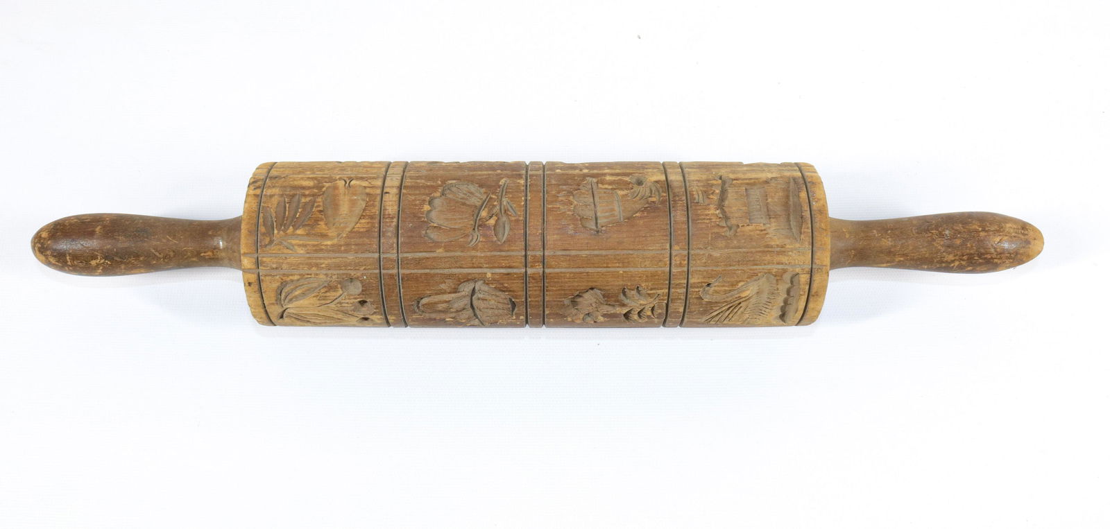CARVED WOODEN COOKIE ROLLING PIN: FISH, HOUSE, FLOWERS, AND MORE PATTERNS Size: 16 1/2" L