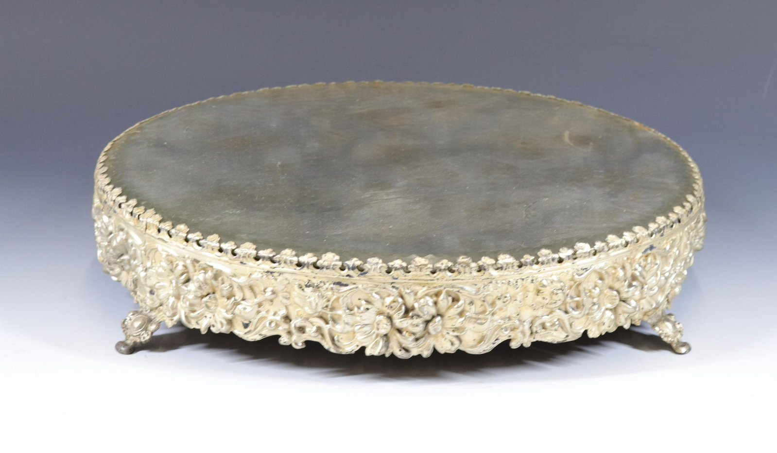 SILVER PLATED PLATEAU: CUT EDGE TO MIRROR 2 3/4" X 4"