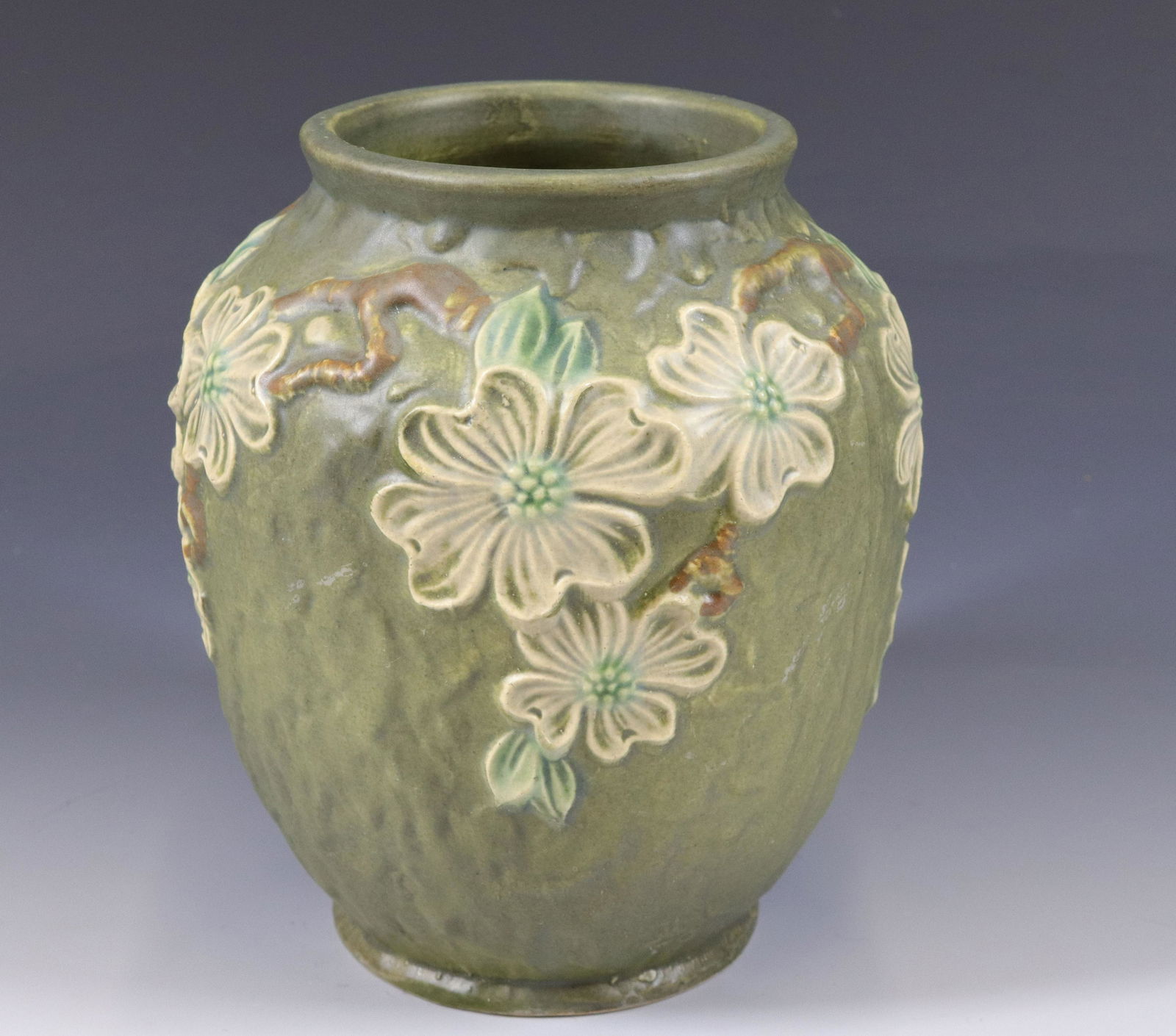 ROSEVILLE VASE (1 of 3)