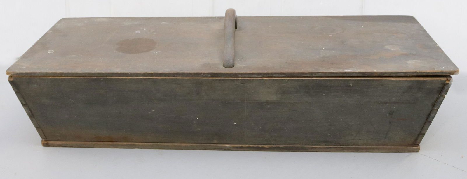 19TH C. PAINTED WOODEN DOUGH BOX (1 of 3)