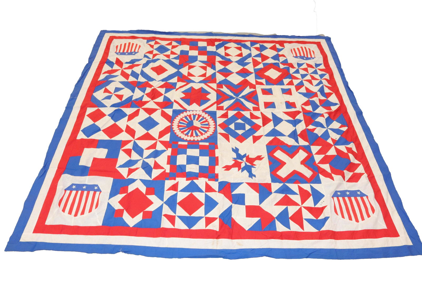 VINTAGE PATRIOTIC ALBUM QUILT TOP (1 of 6)