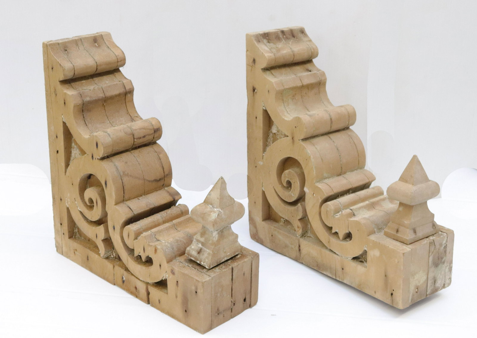 PAIR OF WOODEN CORBELS: VICTORIAN STYLE WITH TRACES OF PAINT 15" X 14" X 5"
