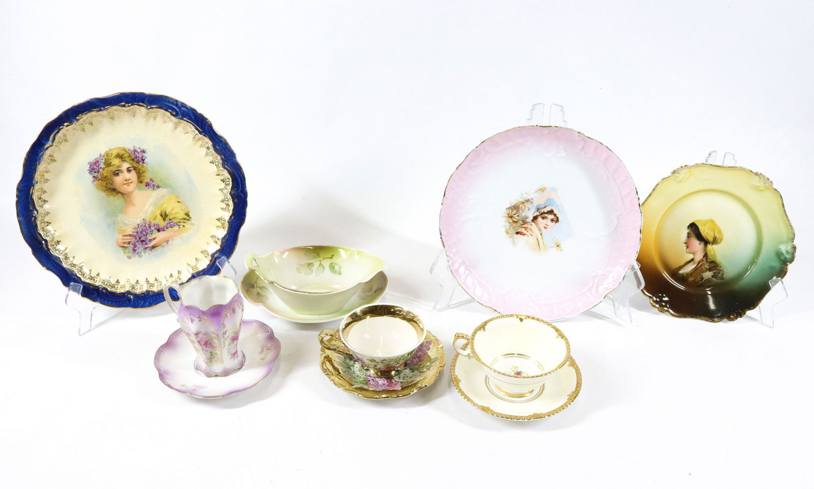 PORCELAIN GROUP LOT (1 of 1)