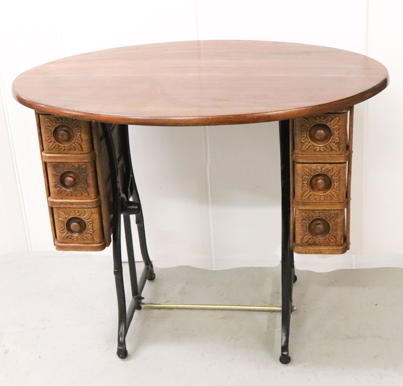 ANTIQUE SEWING MACHINE BASE TABLE (1 of 2)