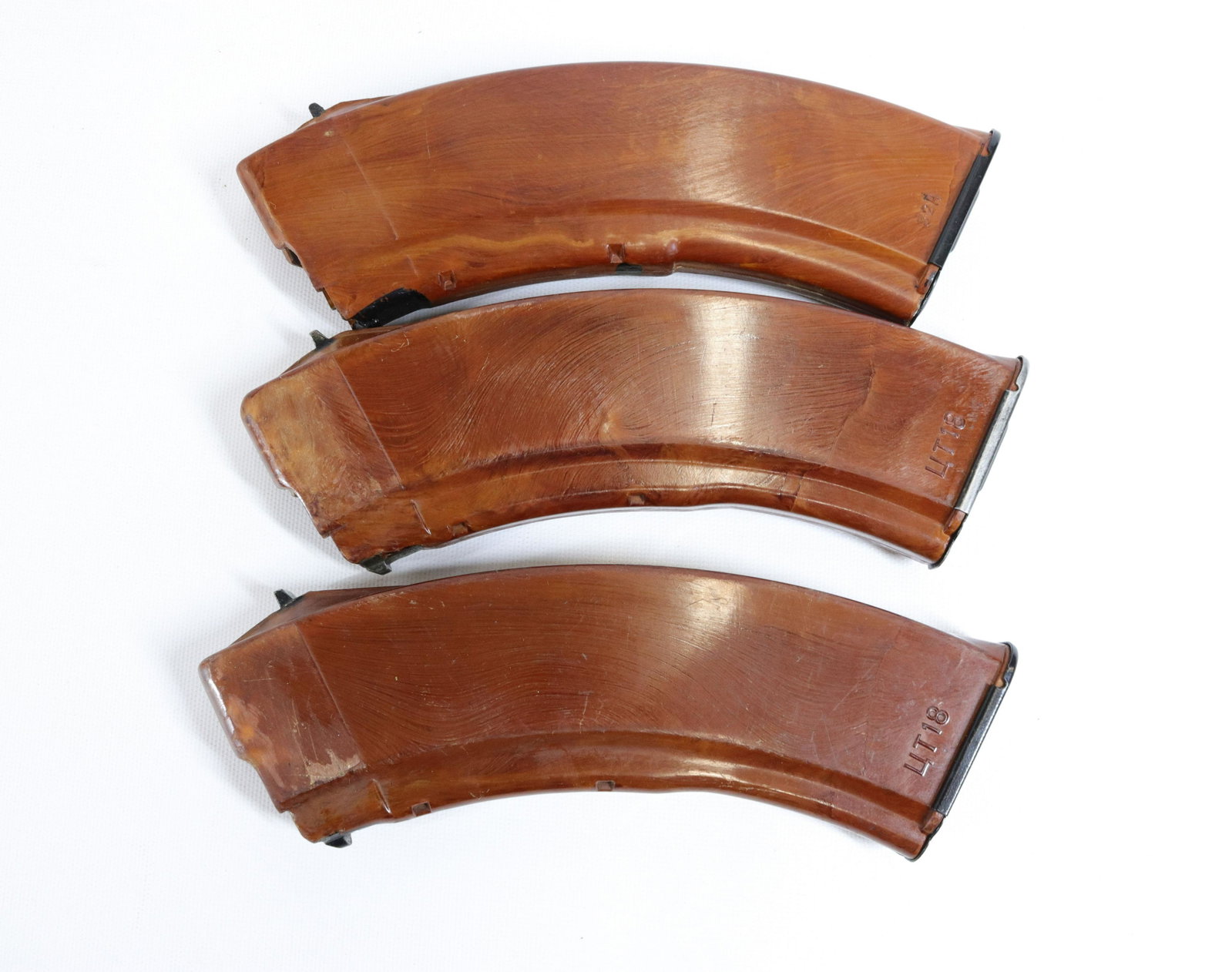 LOT OF AK 47 MAGAZINES: (3) IN ORIGINAL BAKELITE - 30 ROUNDS - 7.62 X39