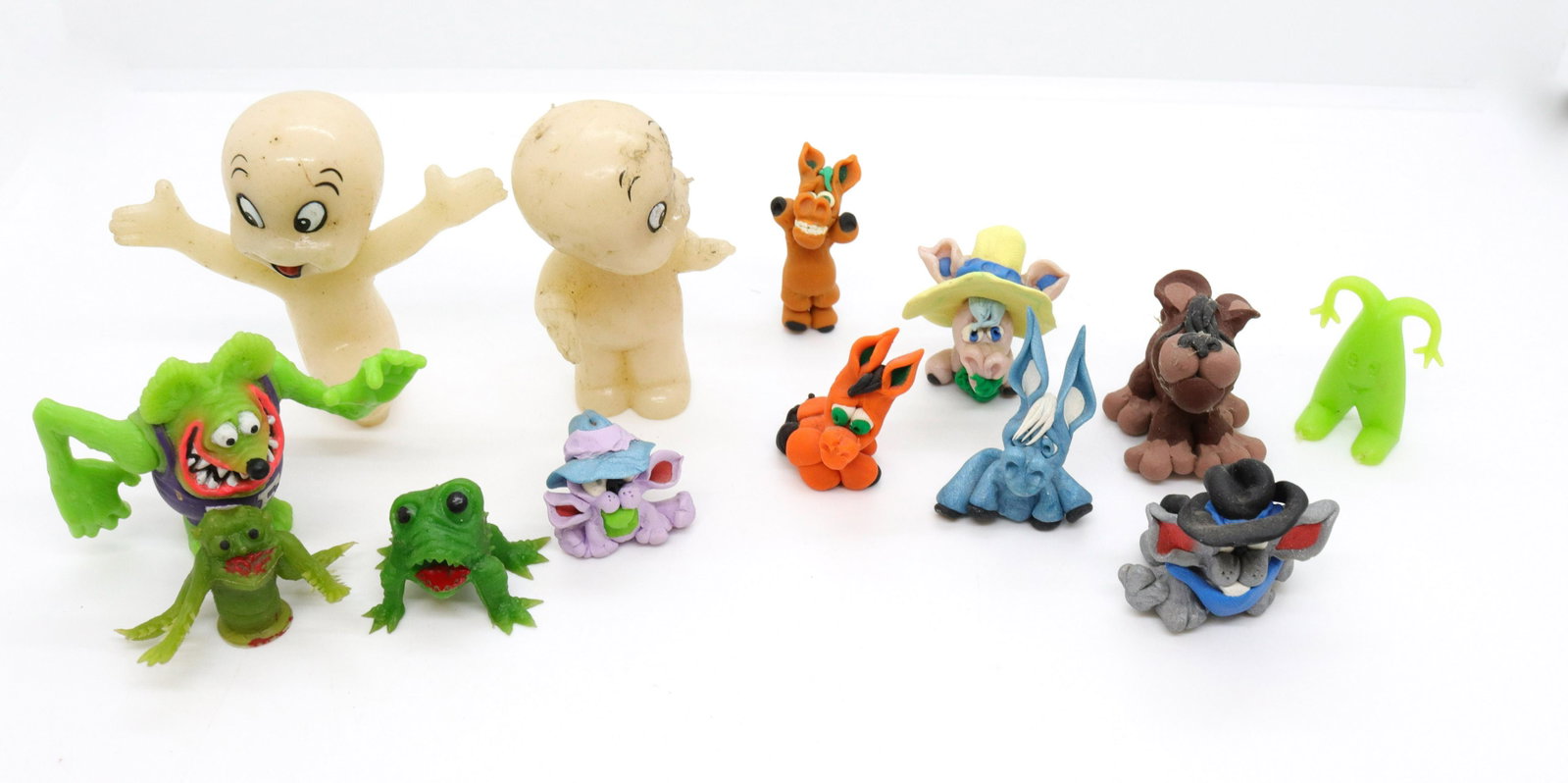 Vintage molded rubber cartoon character lot: Description: Including - casper the friendly ghost and pencil toppers Condtion: As found Size: LARGEST CASPER 2 3/4" Consignor: JS Terms: This is an On-Site Online Only Auction. Preview Will Be (