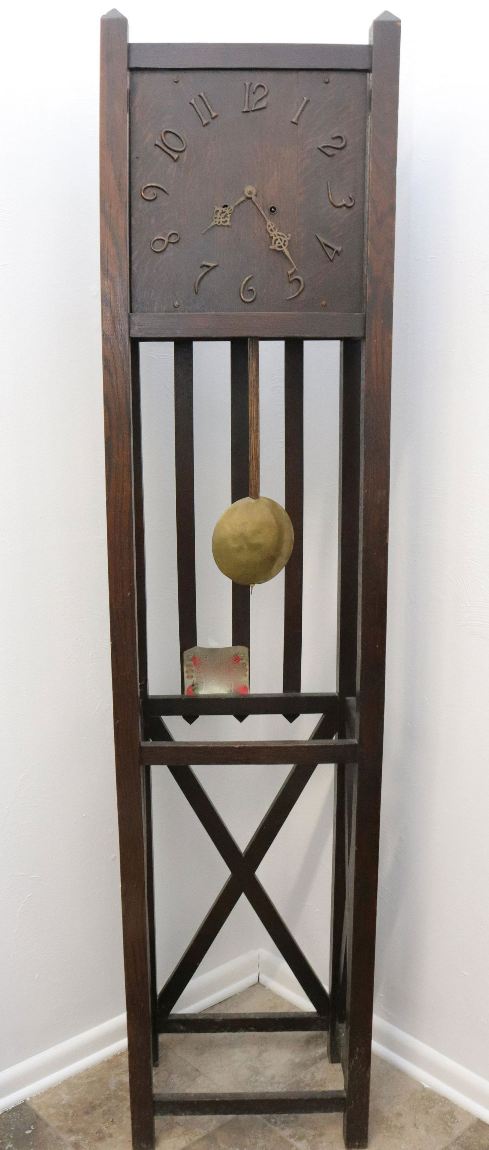 Mission style oak grandfather's clock: Description: Mission style grandfather's clock - 30 day clock with brass pendulum Condtion: Running - good condition Size: 78" X 18" X 12" Consignor: JS Terms: This is an On-Site Online Only Auctio