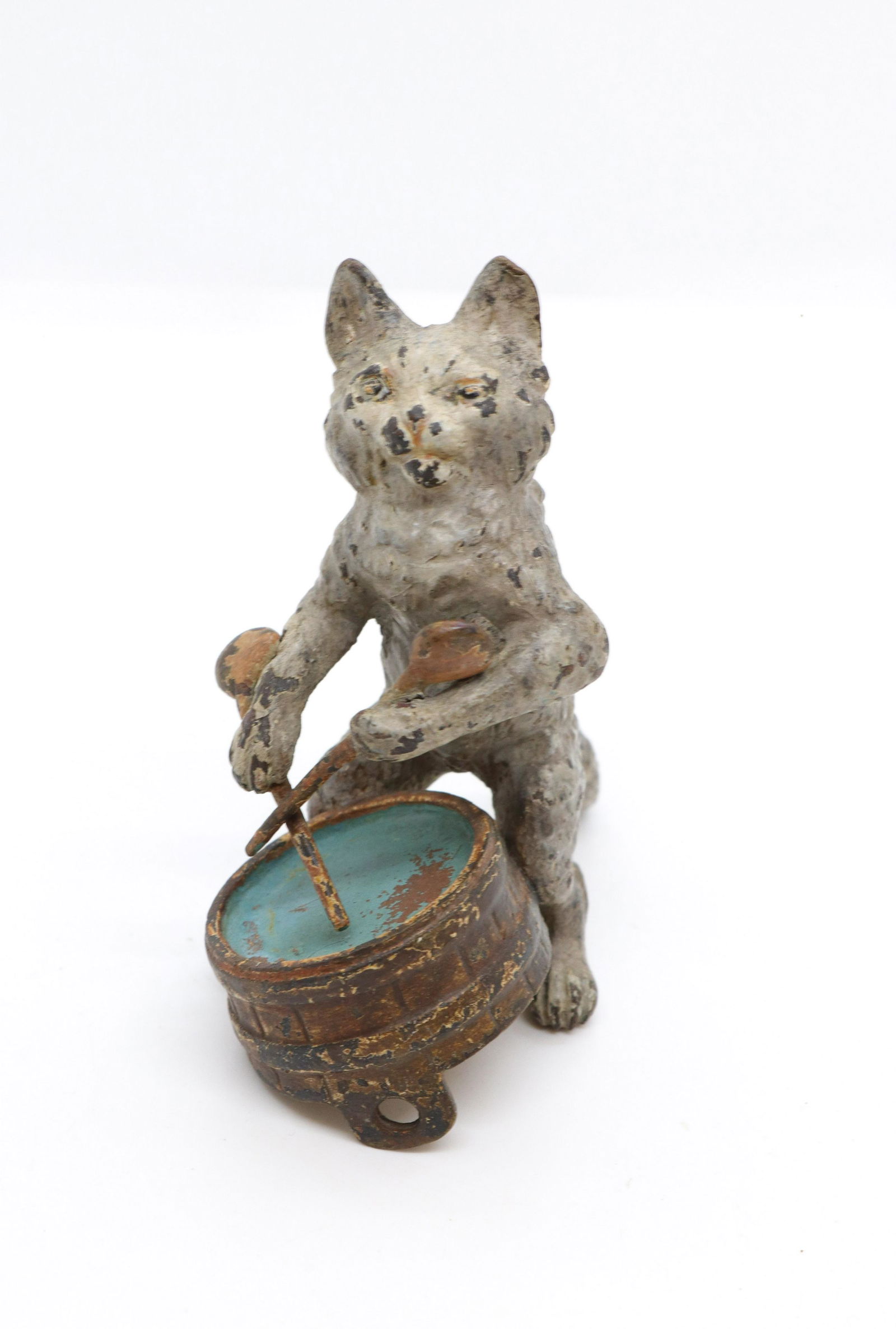 Vienna bronze cat figurine: Description: Cast playing the drums using a washtub and spoons Condtion: Some loss to paint Size: 3 1/2" Consignor: JS Terms: This is an On-Site Online Only Auction. Preview Will Be (2) Days and