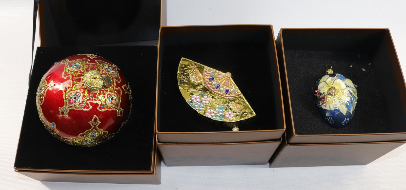 (3) JAY STRONGWATER CHRISTMAS ORNAMENTS (1 of 7)