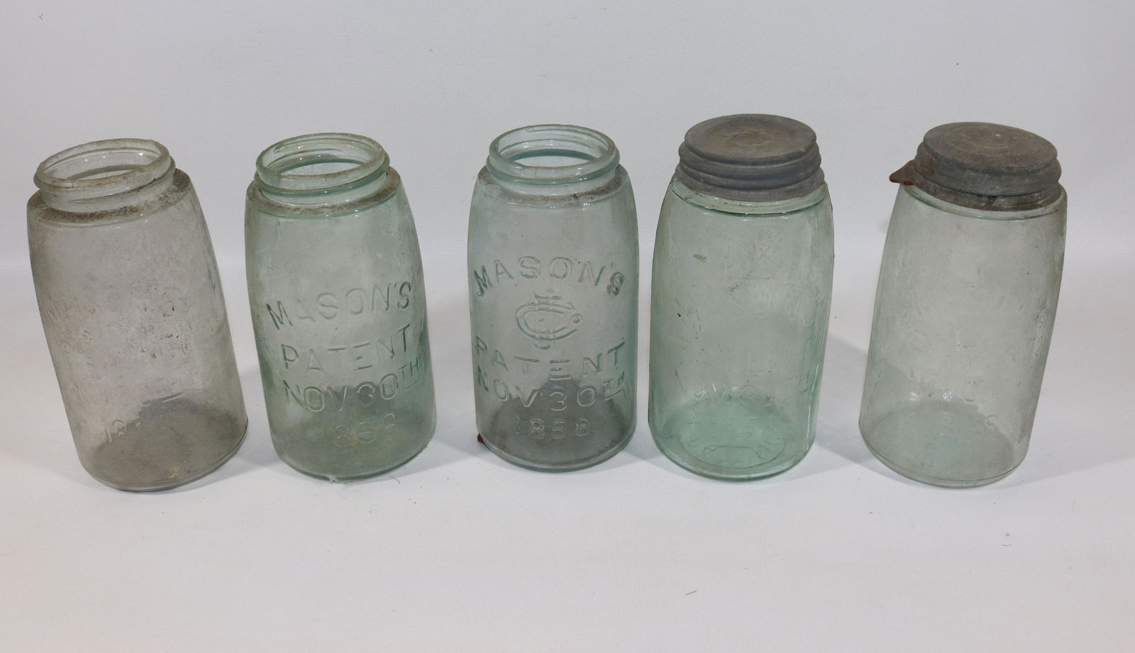 (5) MASON'S FRUIT JARS (1 of 4)