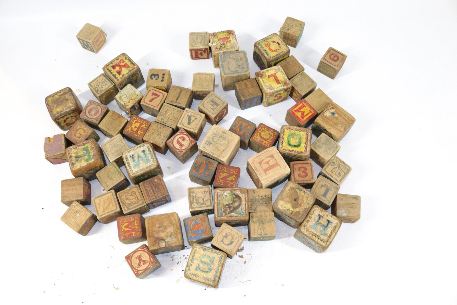 ANTIQUE WOODEN CHILDREN'S BLOCKS (1 of 1)