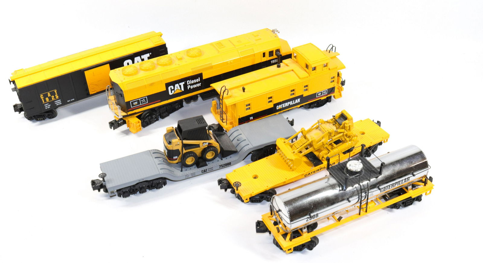 MIKES TRAIN HOUSE "CAT" ELECTRIC TRAIN SET (1 of 2)