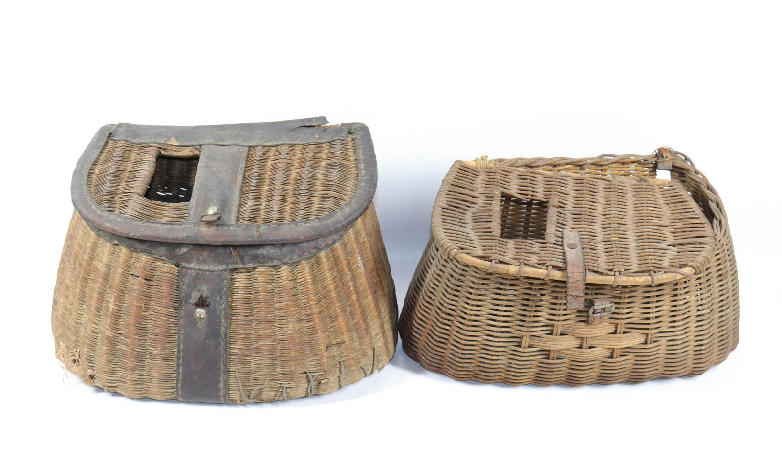 PAIR OF FISHING CREELS (1 of 4)