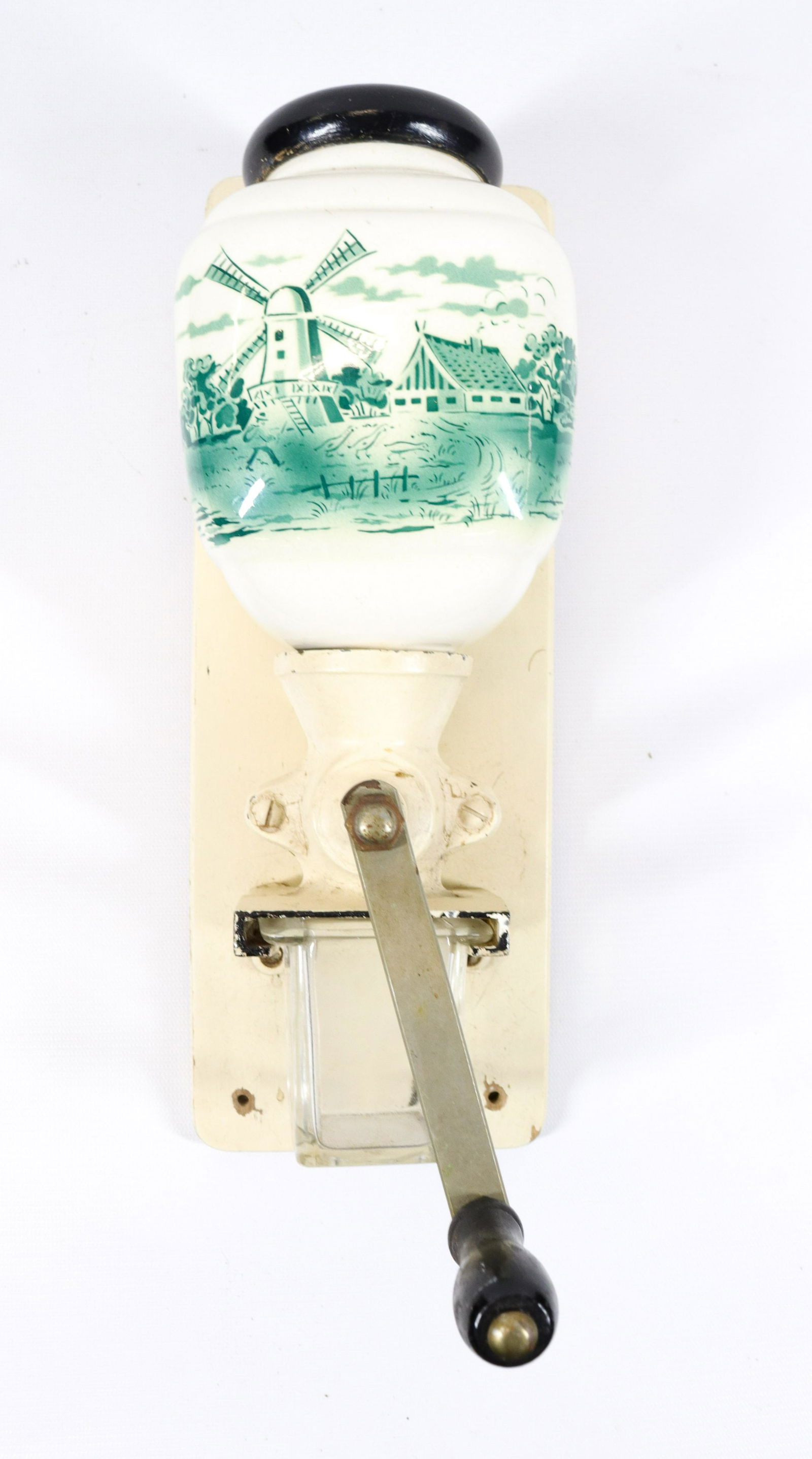 WALL MOUNTED COFFEE GRINDER (1 of 3)