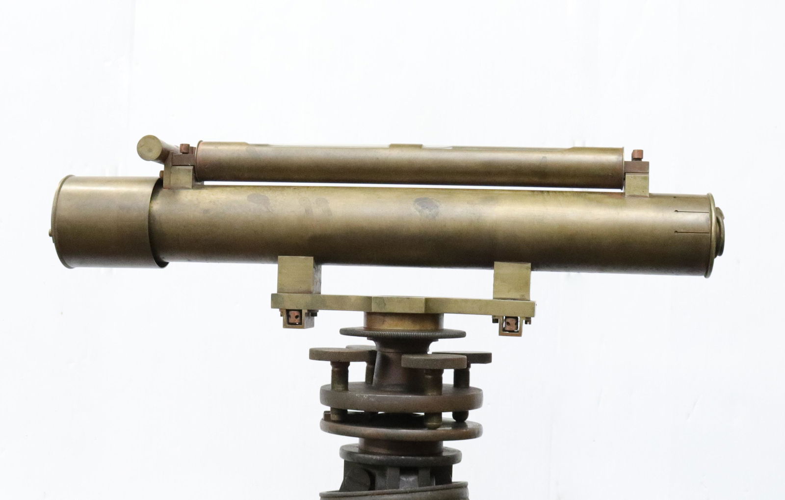 VINTAGE BRASS TRANSIT AND WOODEN TRIPOD (1 of 6)