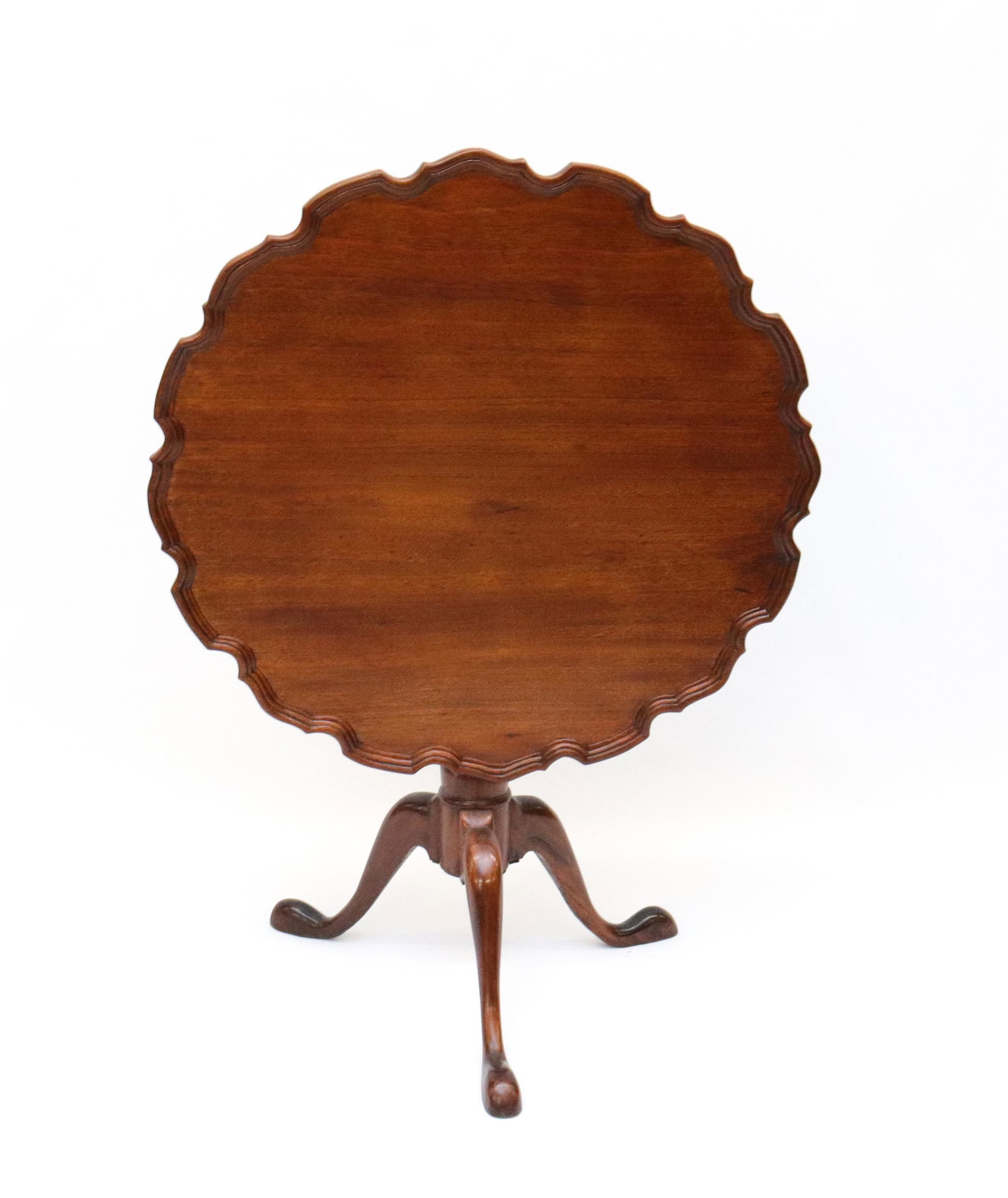 EARLY PHILADELPHIA PIE CRUST EDGE TILT TOP TABLE: MAHOGANY TILT TOP TABLE WITH PIE CRUST EDGE AND BIRD CAGE FLIP TOP - QUEEN ANNE TO CHIPPENDALE TRANSITIONAL STYLE SIZE: 28" X 33"