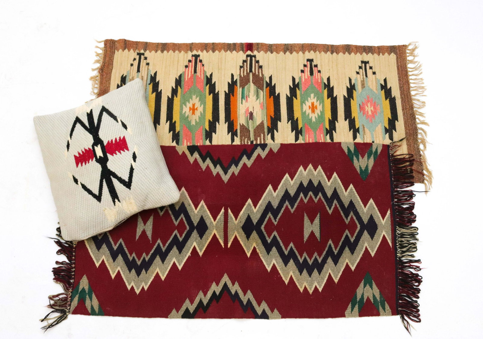 NATIVE AMERICAN TEXTILE LOT: INCLUDING - (2) RUNNERS WITH FRINGED ENDS AND NATIVE AMERICAN MOTIF PILLOW SIZE: 36" X 16 1/2" - 40" X 18"