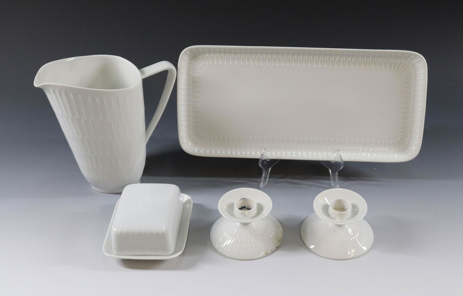 LORENZE HUTSCHENREUTHER, GERMANY, "APART" PATTERN (1 of 2)