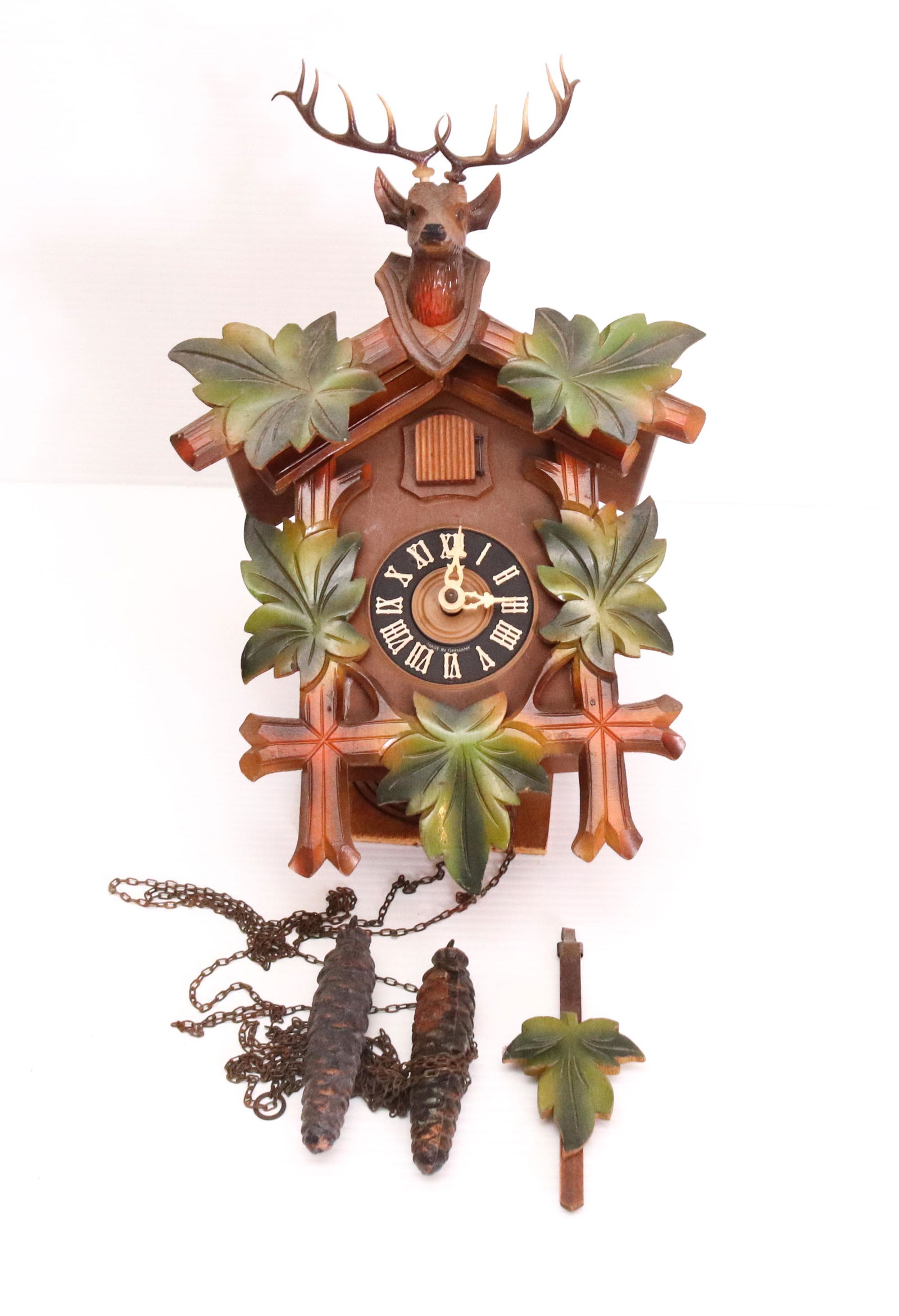 VINTAGE GERMAN CUCKOO CLOCK (1 of 3)