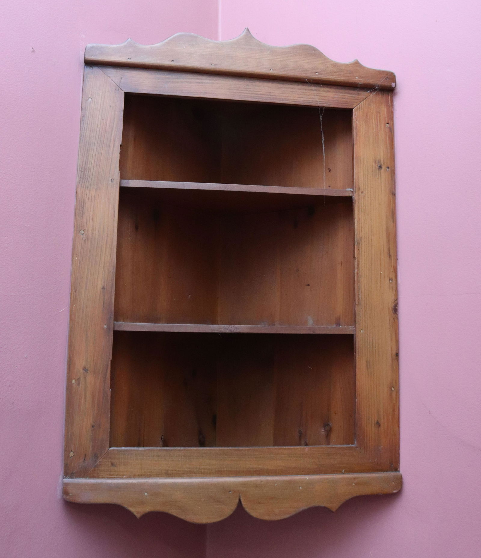 PINE CORNER SHELF (1 of 1)