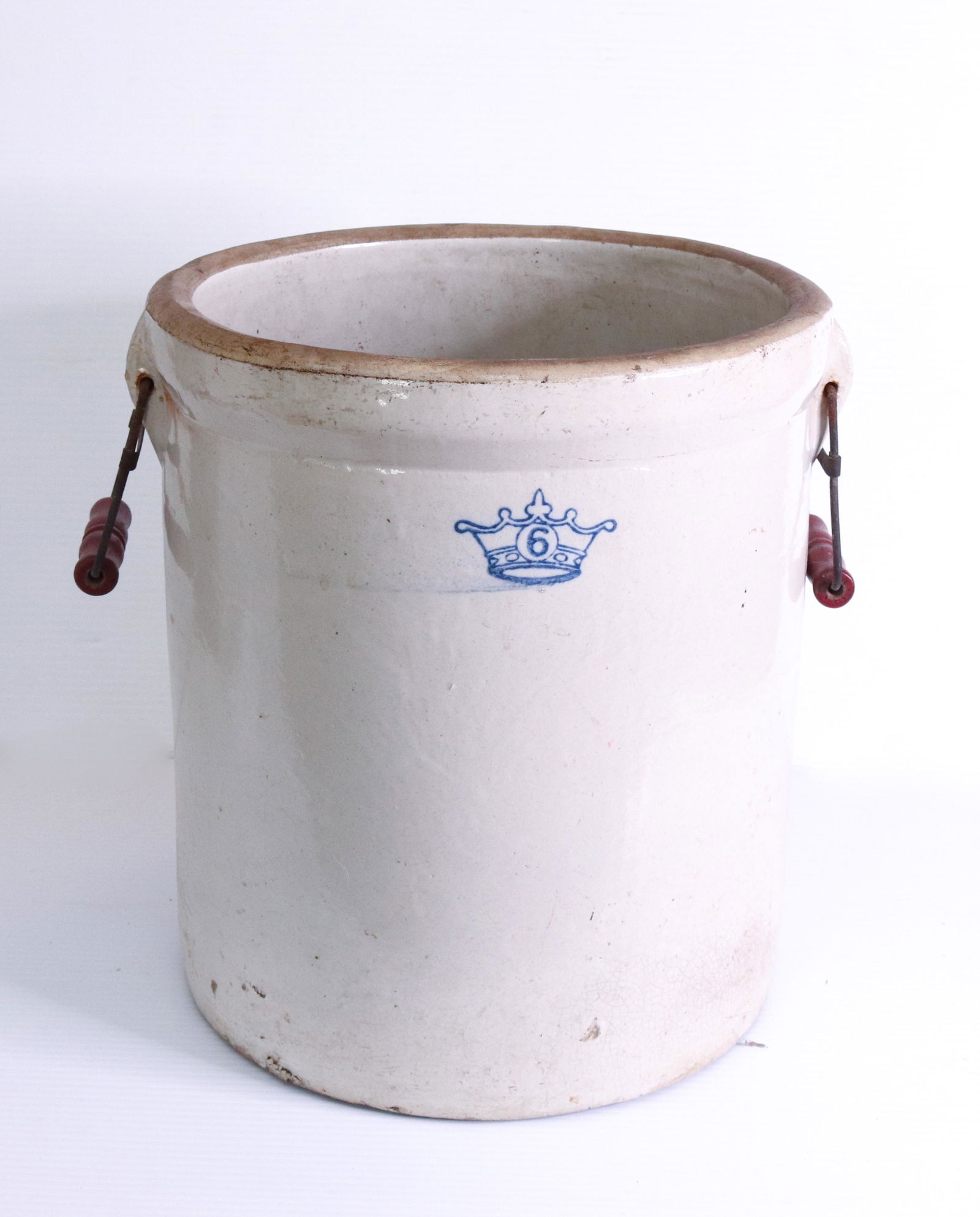 SIX GALLON STONEWARE CROCK (1 of 3)