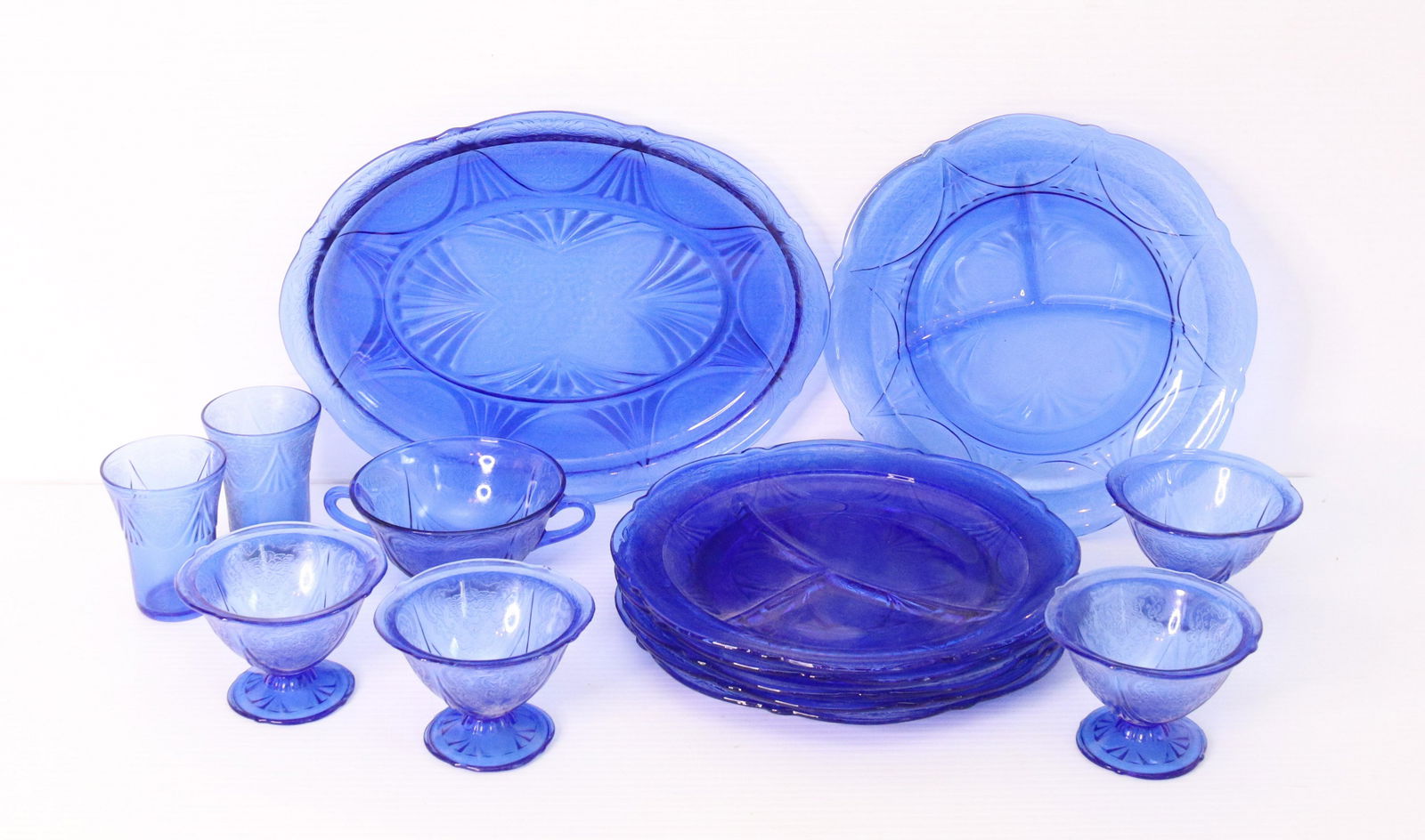 COBALT BLUE ROYAL LACE DEPRESSION GLASS (1 of 1)