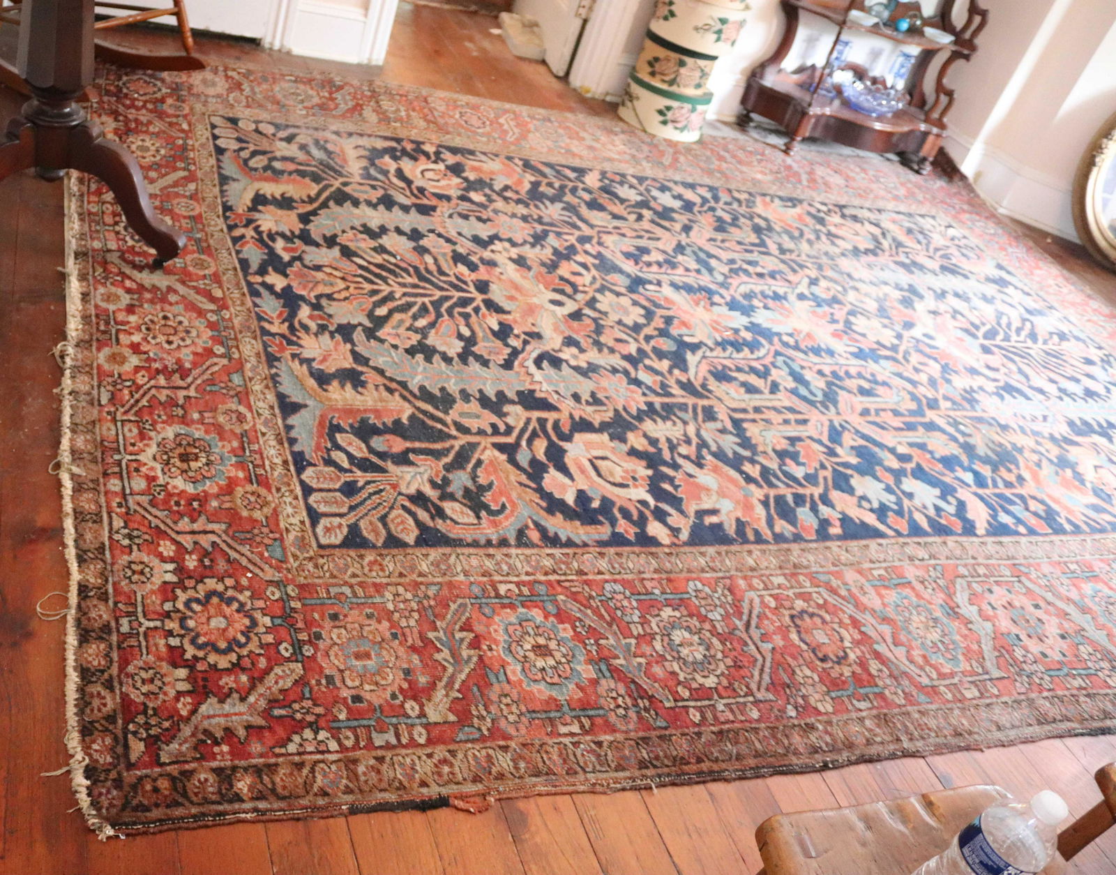 ANTIQUE ROOM SIZE ORIENTAL RUG (1 of 5)