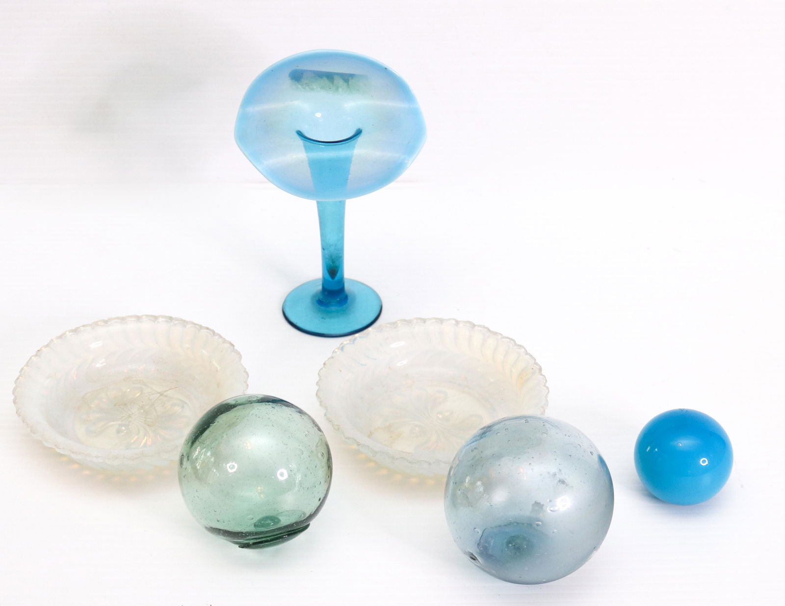 HAND BLOWN GLASS LOT (1 of 3)