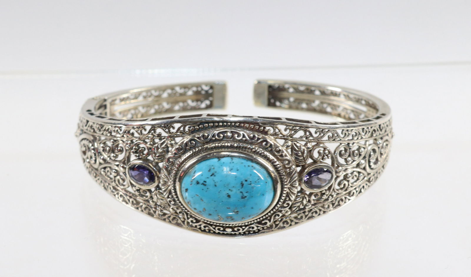 CONTEMPORARY STERLING SILVER JEWELRY (1 of 2)