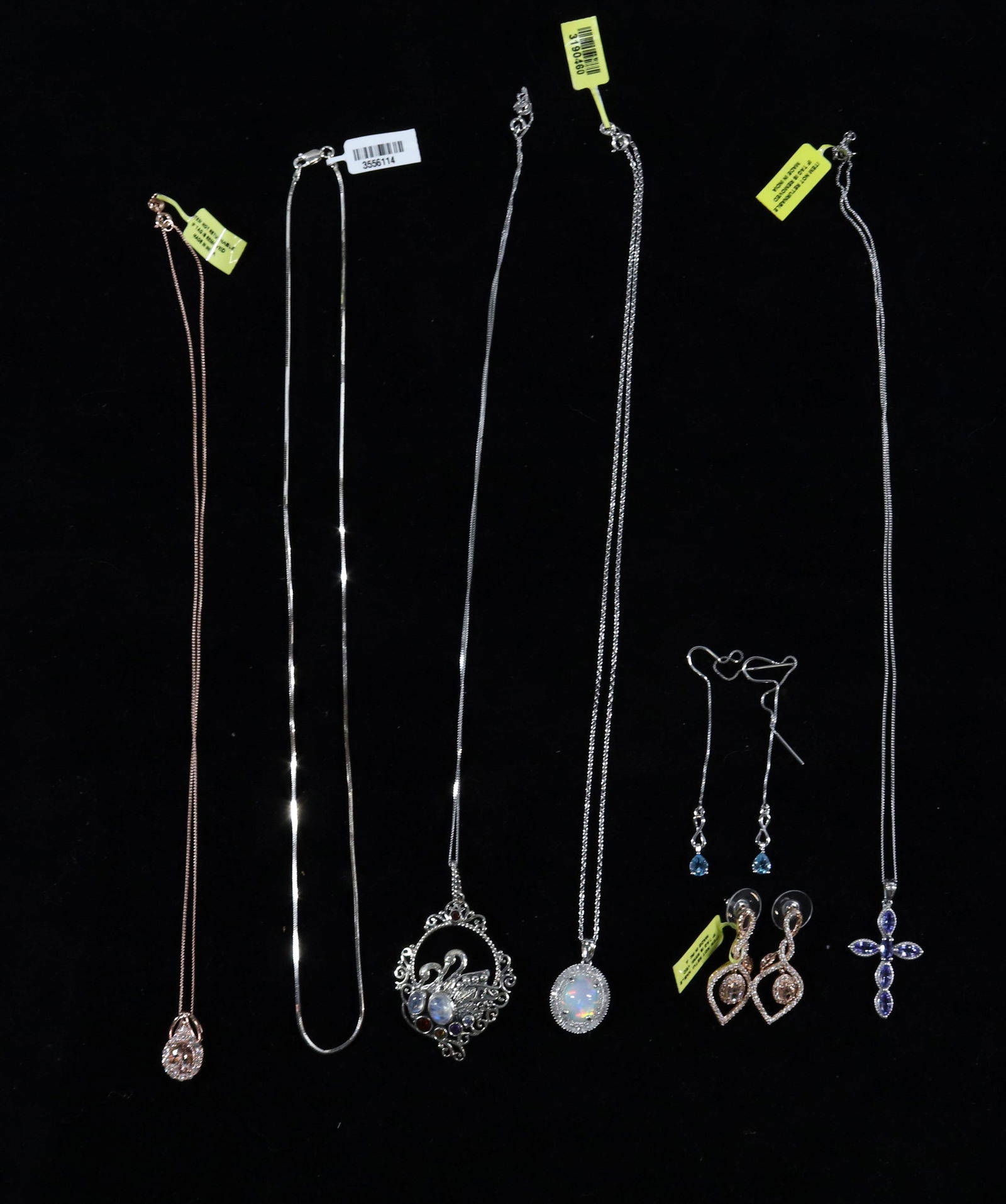 CONTEMPORARY STERLING SILVER JEWELRY GROUP (1 of 2)