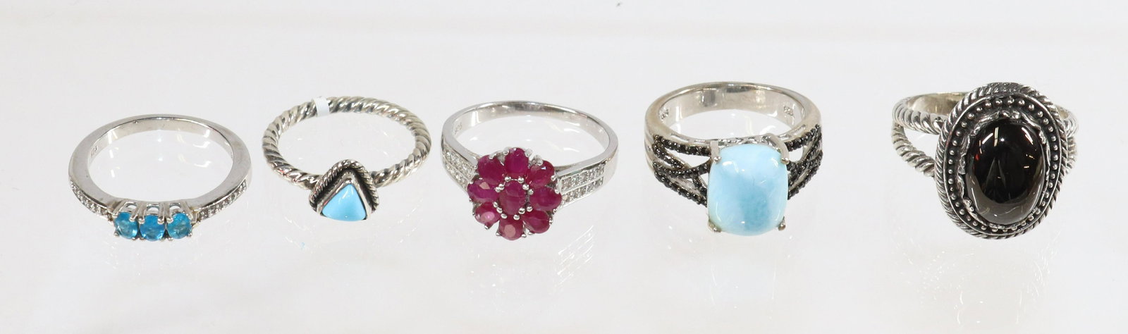 CONTEMPORARY STERLING SILVER RING LOT (1 of 2)