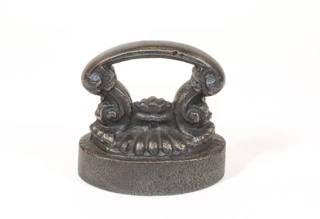 English Cast Iron Cap Iron: English Cap Iron with Extra Thick Style Base Size 3 3/4" x 4" x 2 1/2"