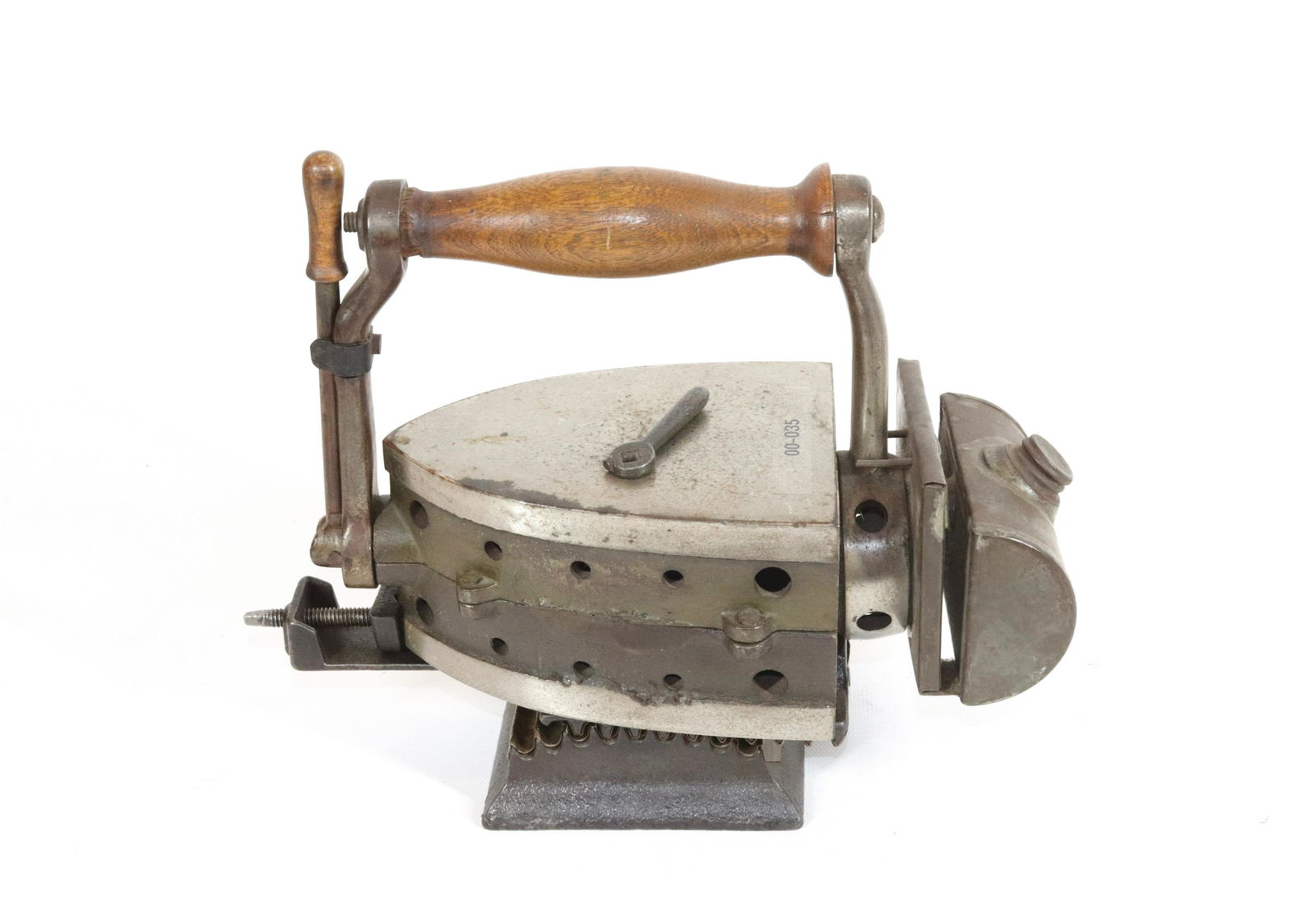 Revolving Liquid Fuel Iron (1 of 3)