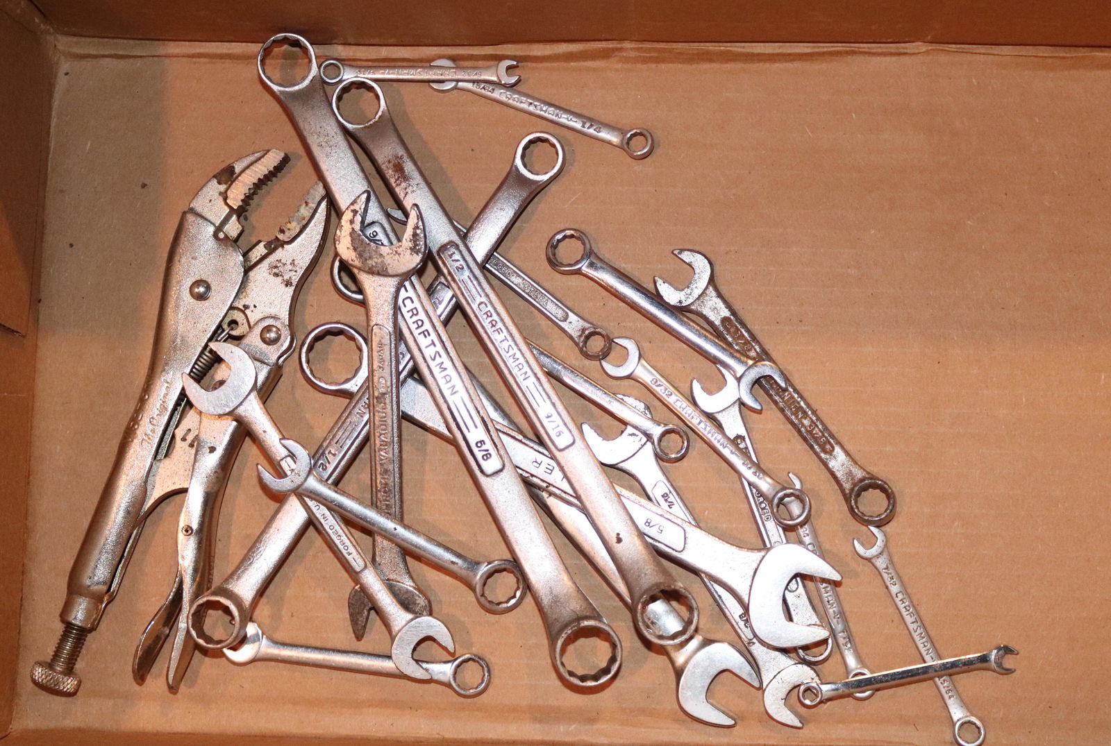 LOT OF WRENCHES (1 of 1)